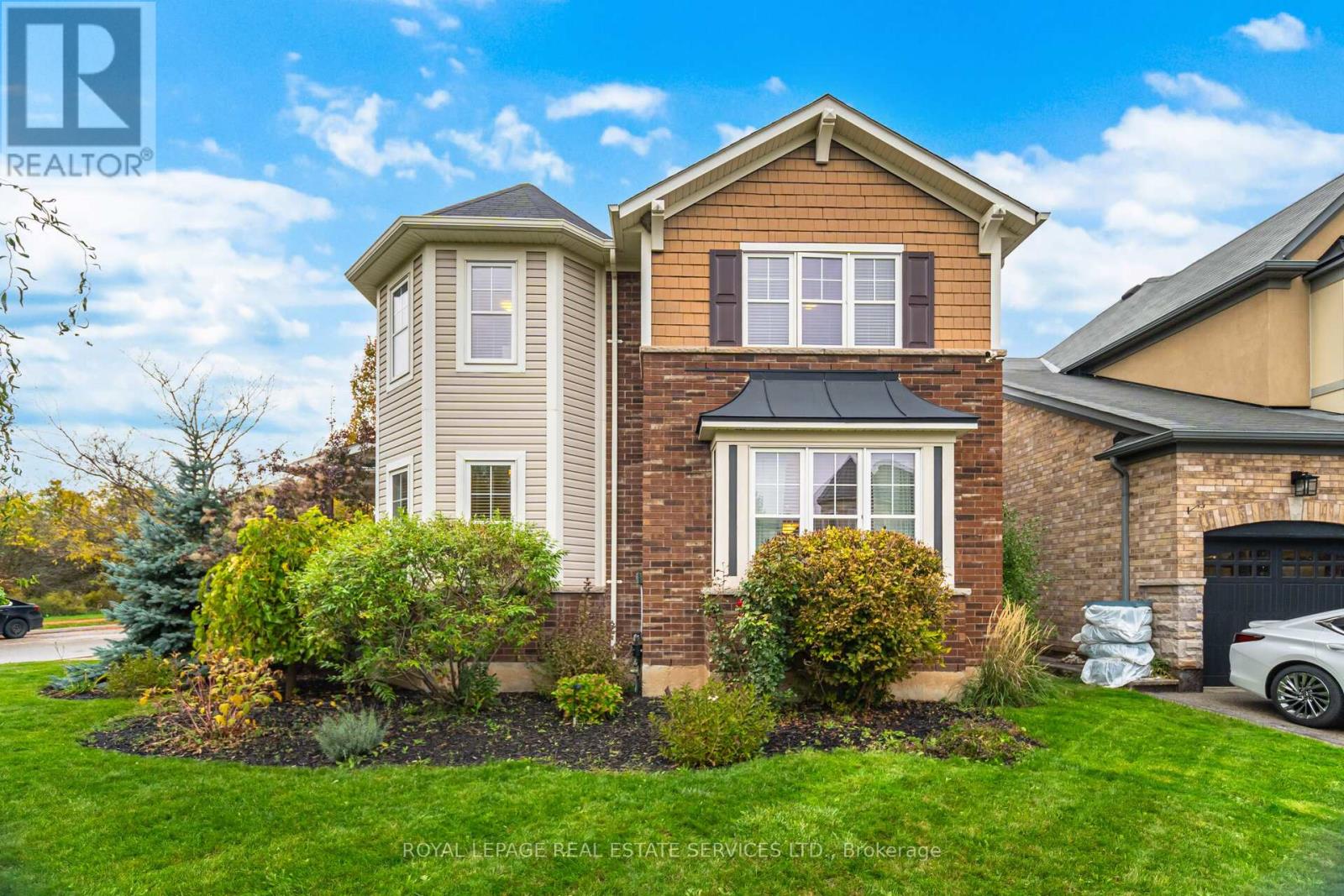 444 Coombs Court, Milton, Ontario  L9T 7N5 - Photo 3 - W12470979