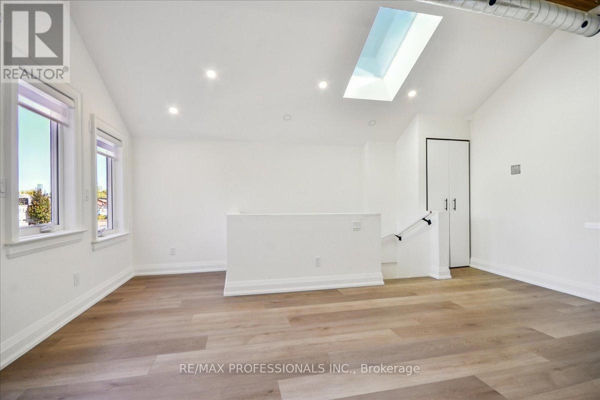 3rd Floor - 134 Argyle Street, Toronto, Ontario  M6J 1N9 - Photo 16 - C12470990
