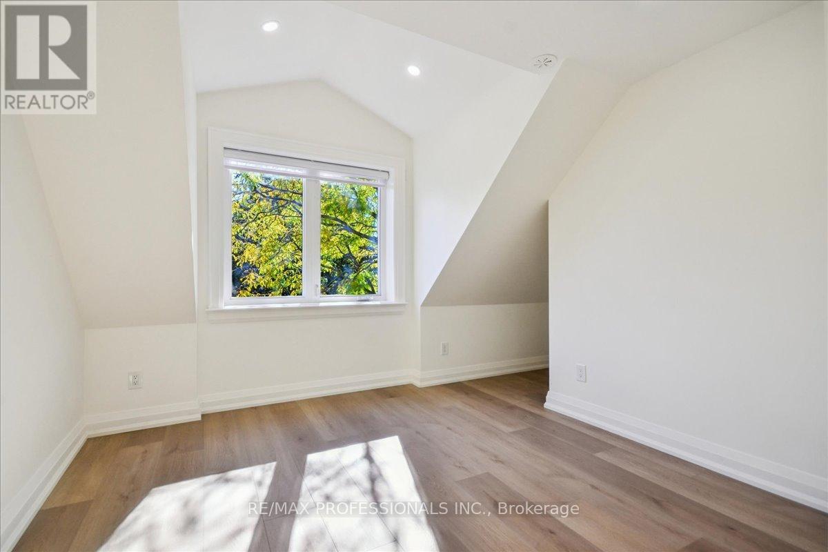 3rd Floor - 134 Argyle Street, Toronto, Ontario  M6J 1N9 - Photo 17 - C12470990