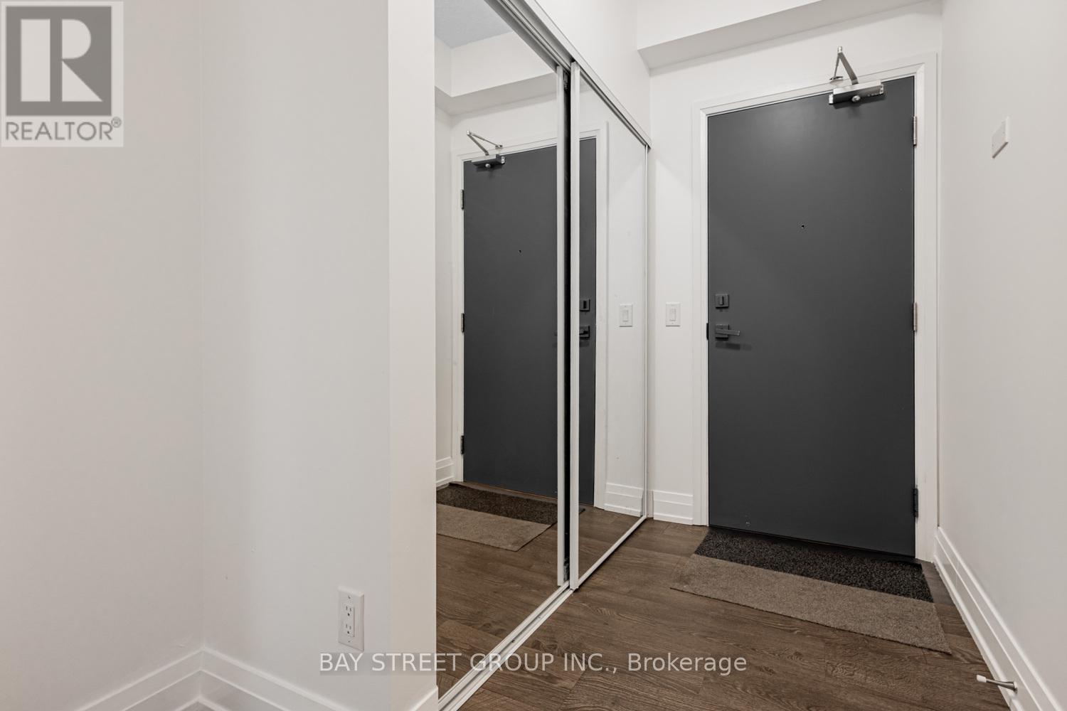 317 - 591 Sheppard Avenue E, Toronto, Ontario  M2K 1B4 - Photo 4 - C12470993