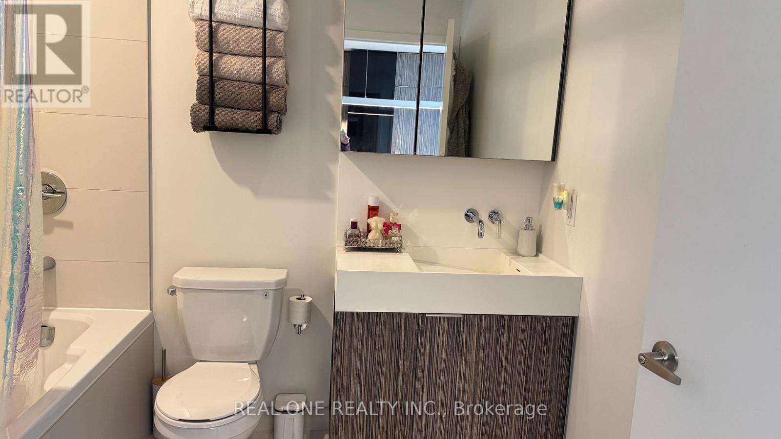 2501 - 20 Richardson Street, Toronto, Ontario  M5A 0S6 - Photo 18 - C12470997