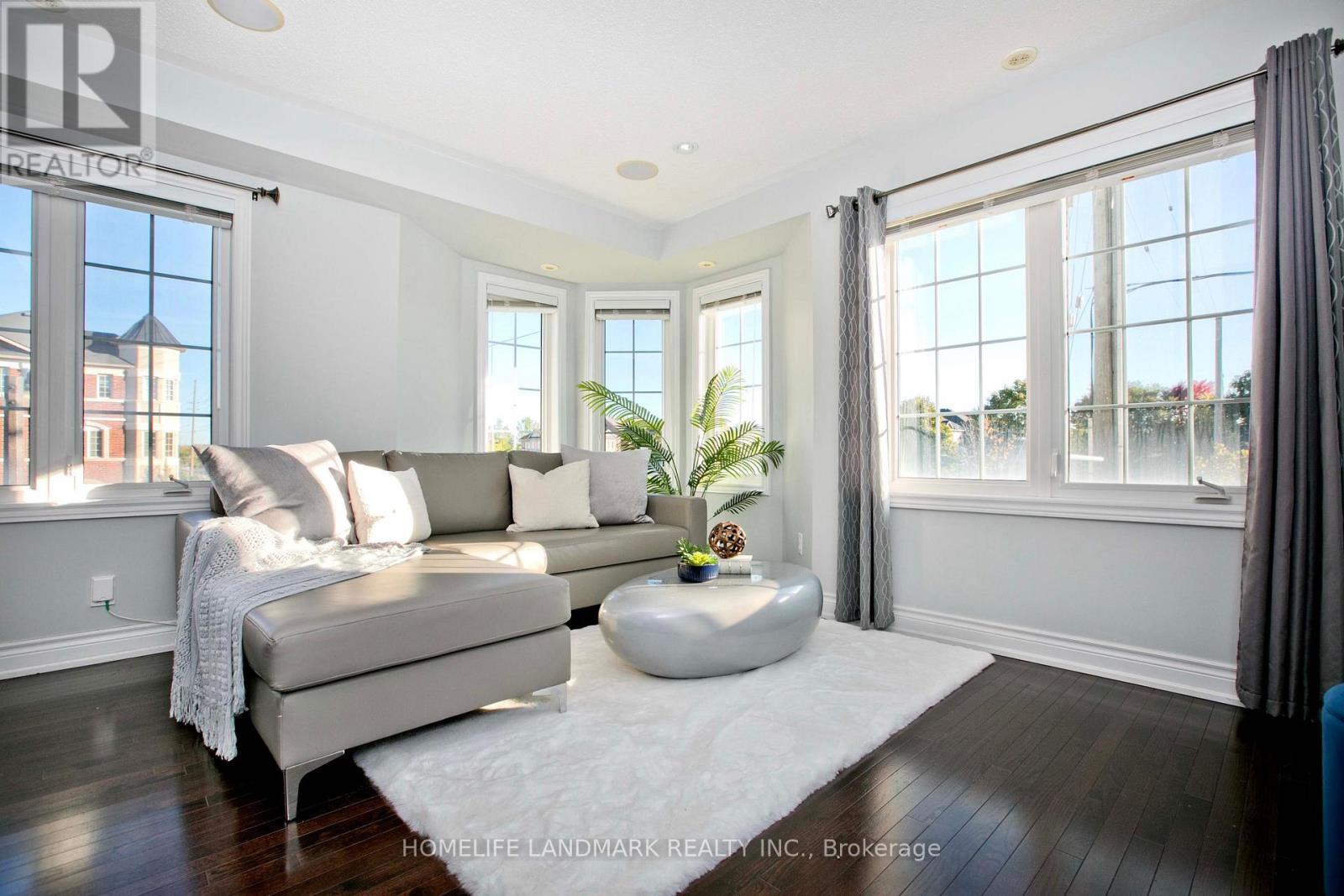 2 Percy Reesor Street, Markham, Ontario  L6C 0M7 - Photo 17 - N12470989