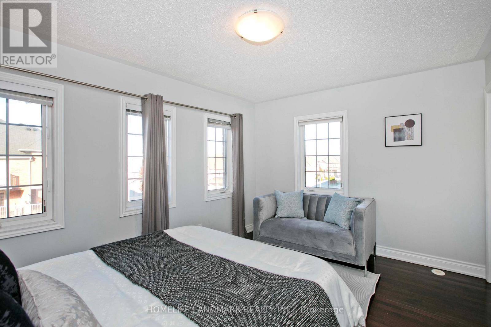 2 Percy Reesor Street, Markham, Ontario  L6C 0M7 - Photo 23 - N12470989
