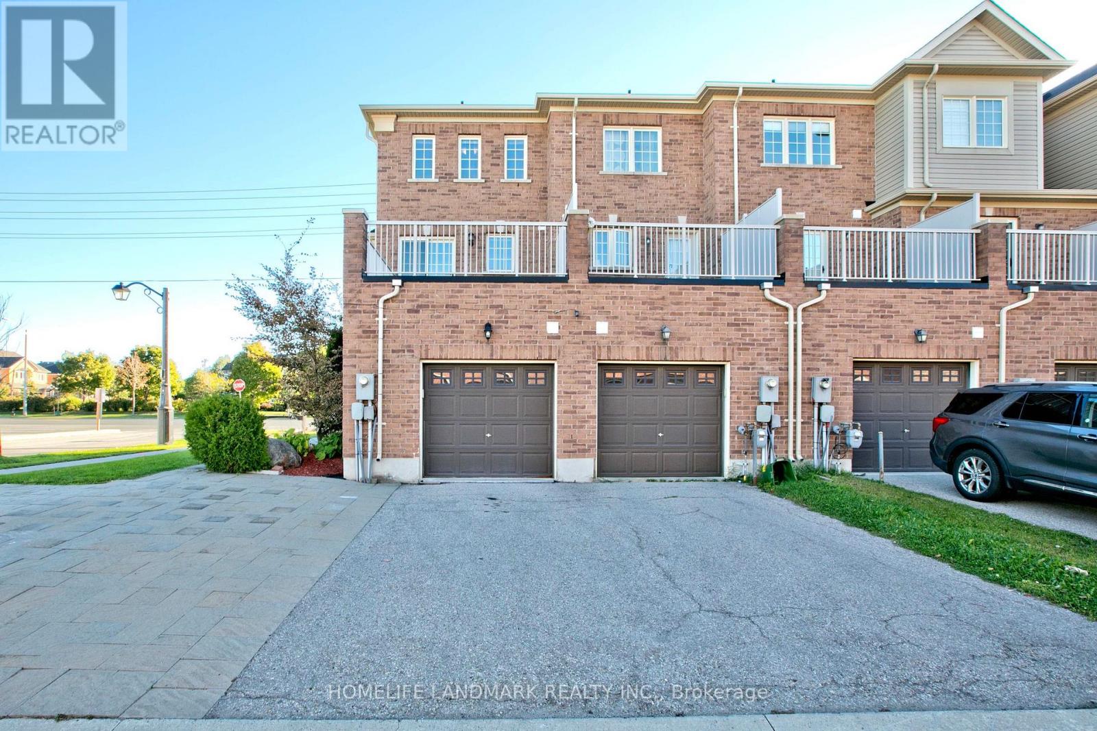2 Percy Reesor Street, Markham, Ontario  L6C 0M7 - Photo 36 - N12470989