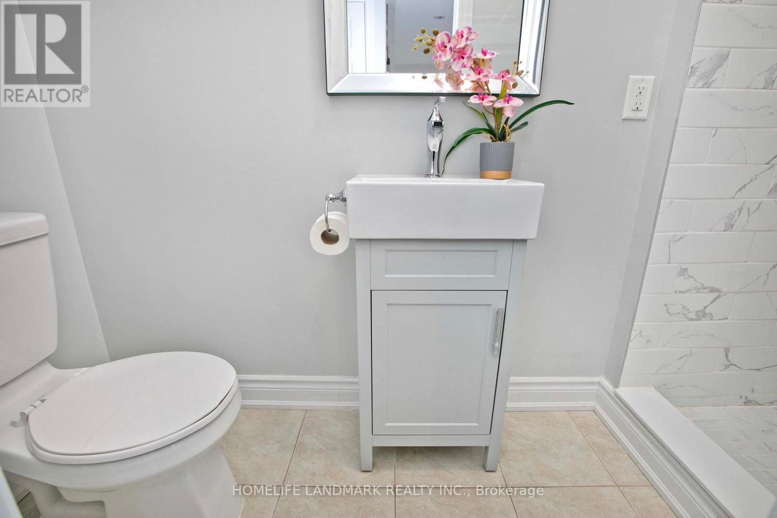 2 Percy Reesor Street, Markham, Ontario  L6C 0M7 - Photo 8 - N12470989
