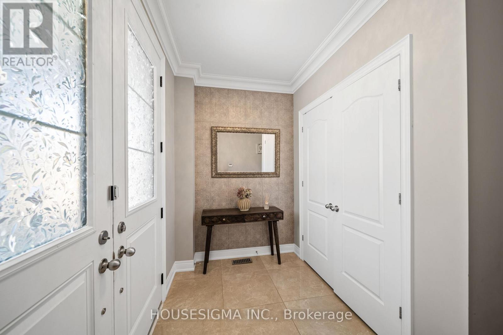 94 Forest Edge Crescent, East Gwillimbury, Ontario  L9N 0S6 - Photo 10 - N12470991