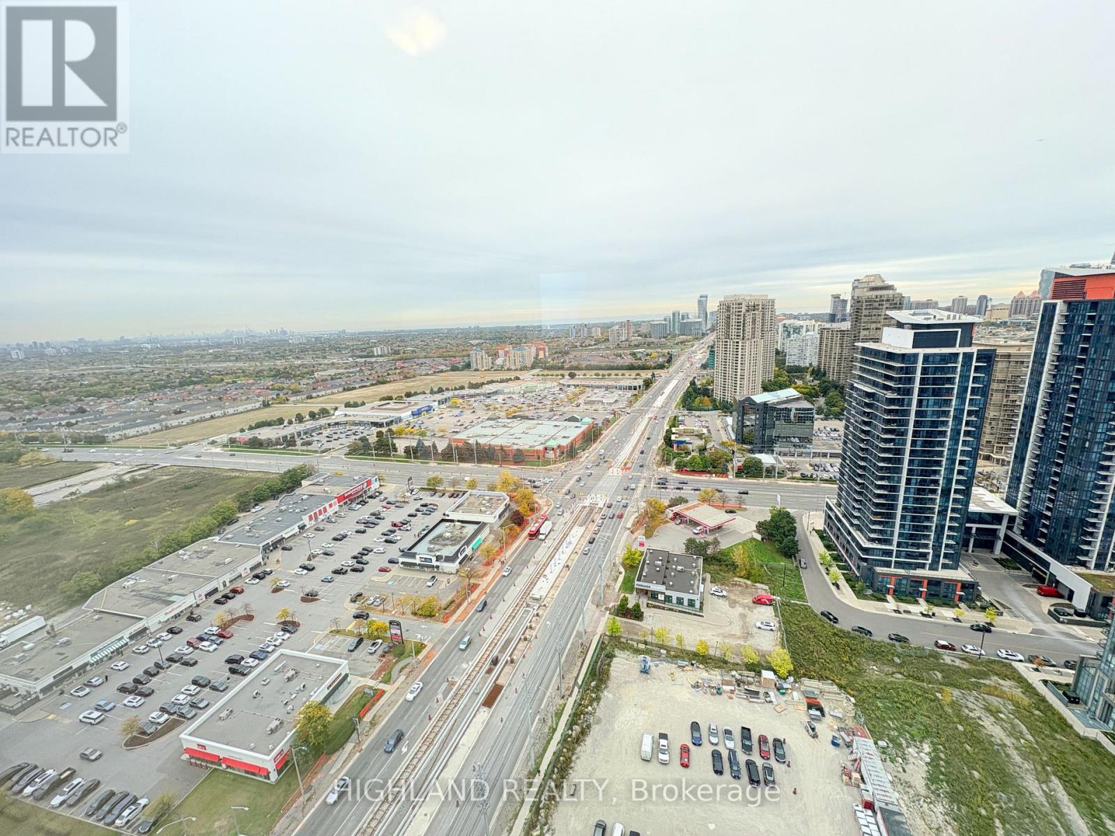 2803 - 15 Watergarden Drive, Mississauga, Ontario  L5R 0H4 - Photo 12 - W12470987
