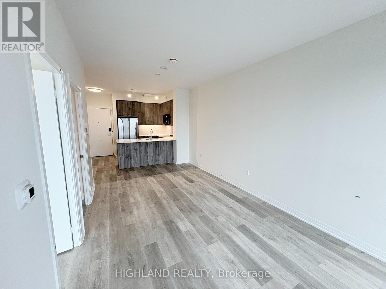 2803 - 15 Watergarden Drive, Mississauga, Ontario  L5R 0H4 - Photo 8 - W12470987