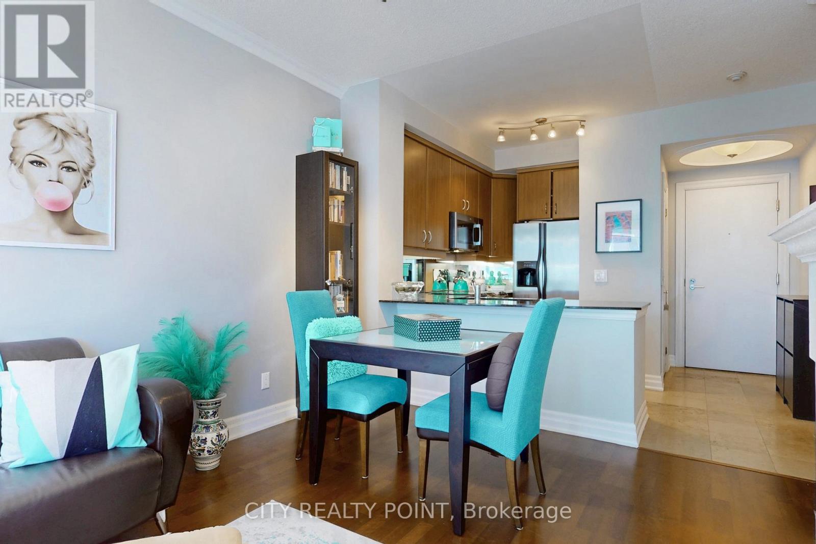 1006 - 2087 Lake Shore Boulevard W, Toronto, Ontario  M8V 4G3 - Photo 8 - W12470992