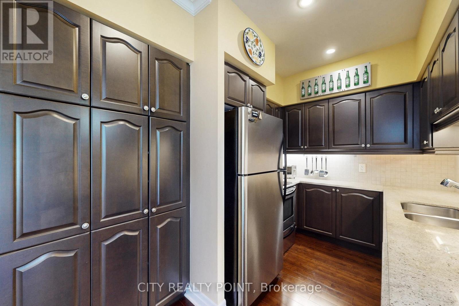 1214 - 58 Marine Parade Drive, Toronto, Ontario  M8V 4G1 - Photo 8 - W12470995