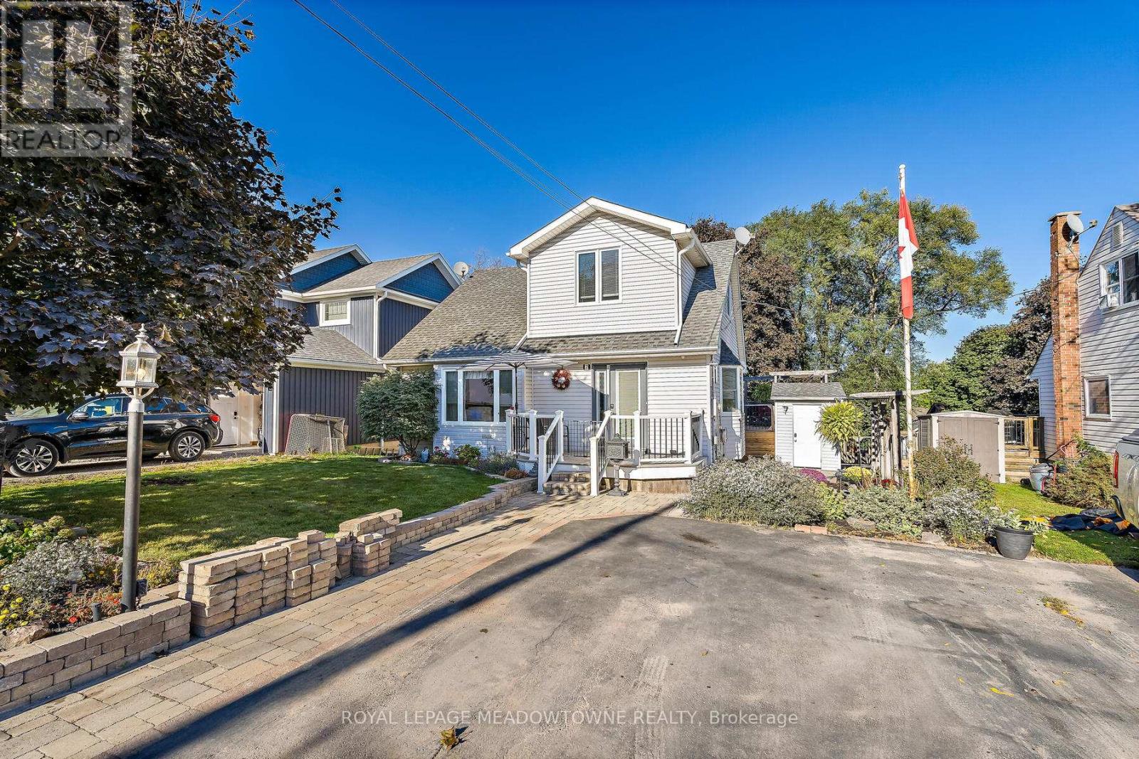 7 TEMPLE ROAD, Halton Hills, Ontario