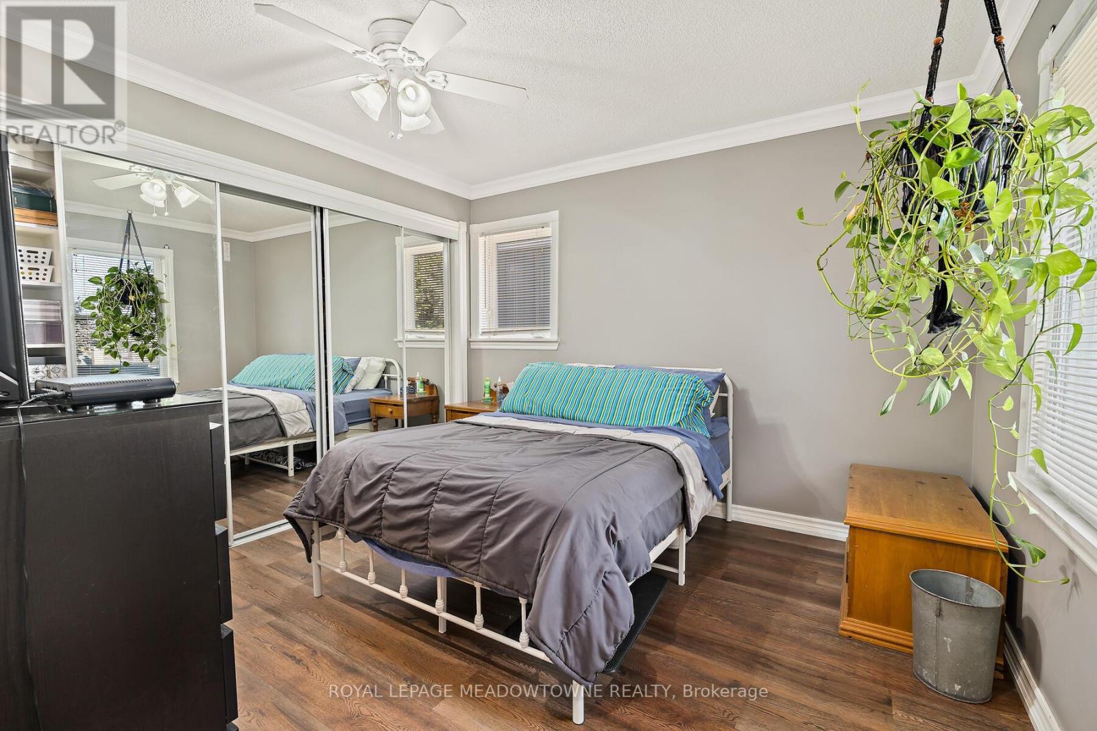 7 Temple Road, Halton Hills, Ontario  L7G 3J6 - Photo 14 - W12471001