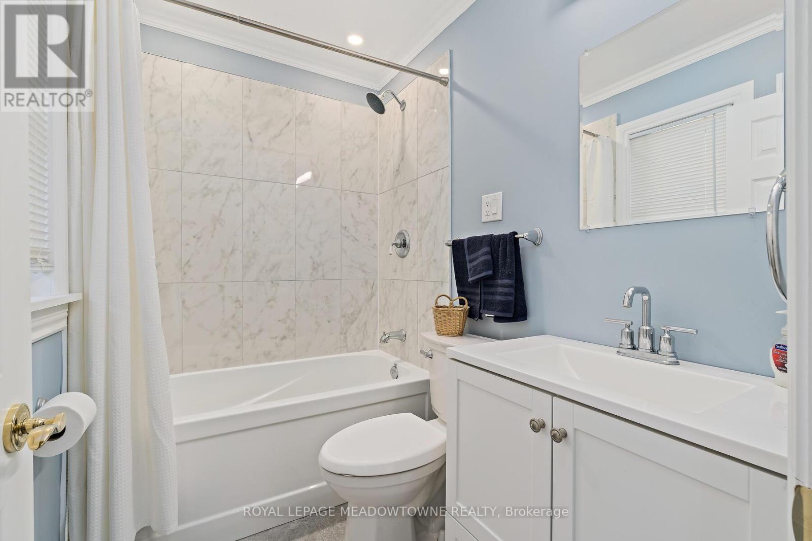 7 Temple Road, Halton Hills, Ontario  L7G 3J6 - Photo 15 - W12471001