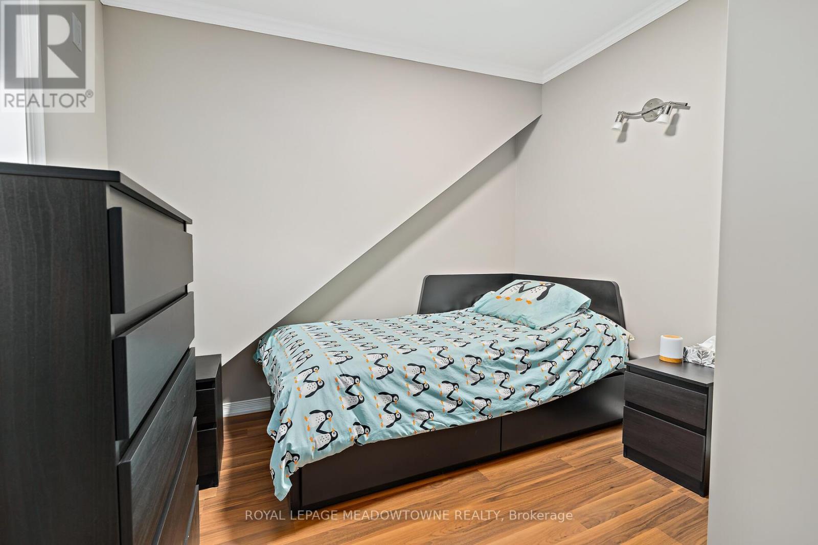 7 Temple Road, Halton Hills, Ontario  L7G 3J6 - Photo 24 - W12471001
