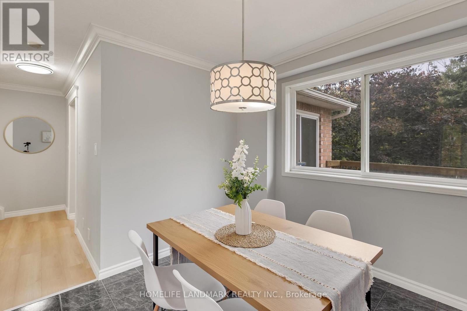 451 Laurel Gate Drive, Waterloo, Ontario  N2T 2S5 - Photo 11 - X12470998
