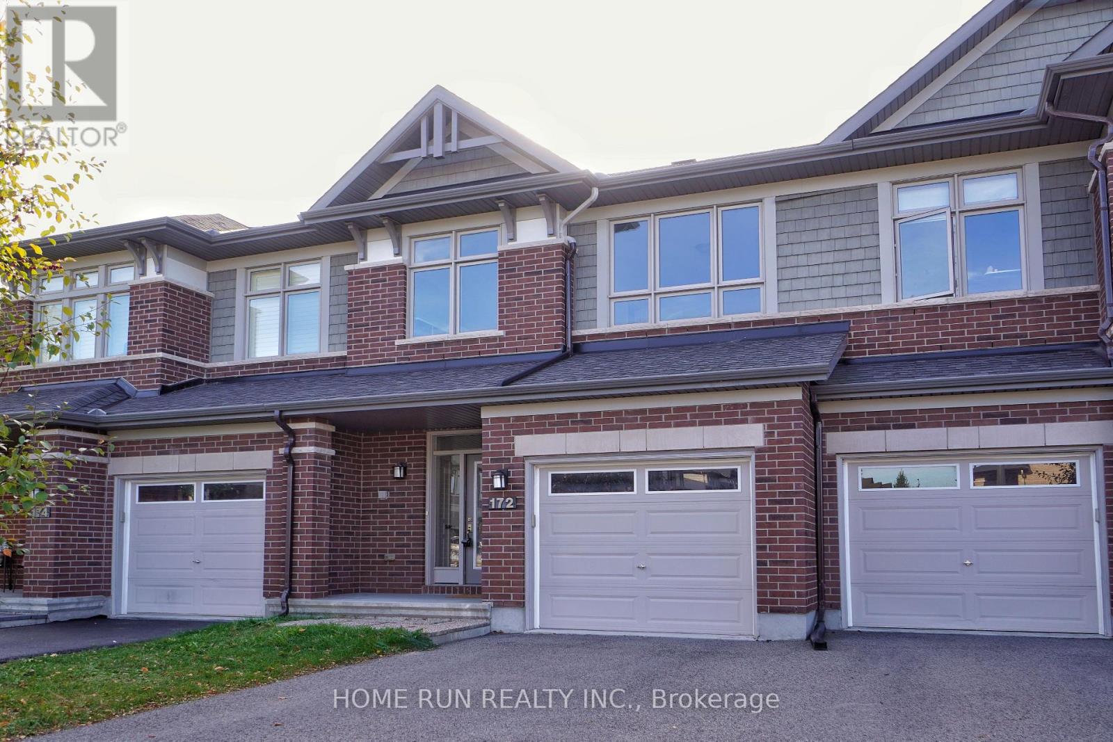 172 LARIMAR CIRCLE, Ottawa, Ontario
