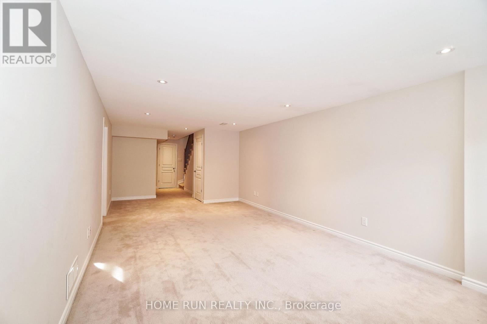 172 Larimar Circle, Ottawa, Ontario  K1X 0B6 - Photo 31 - X12471006
