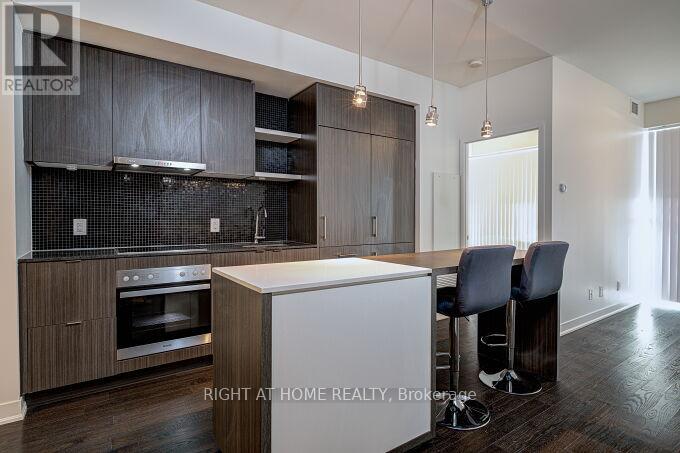 6306 - 88 Harbour Street, Toronto, Ontario  M5J 0C3 - Photo 12 - C12471009