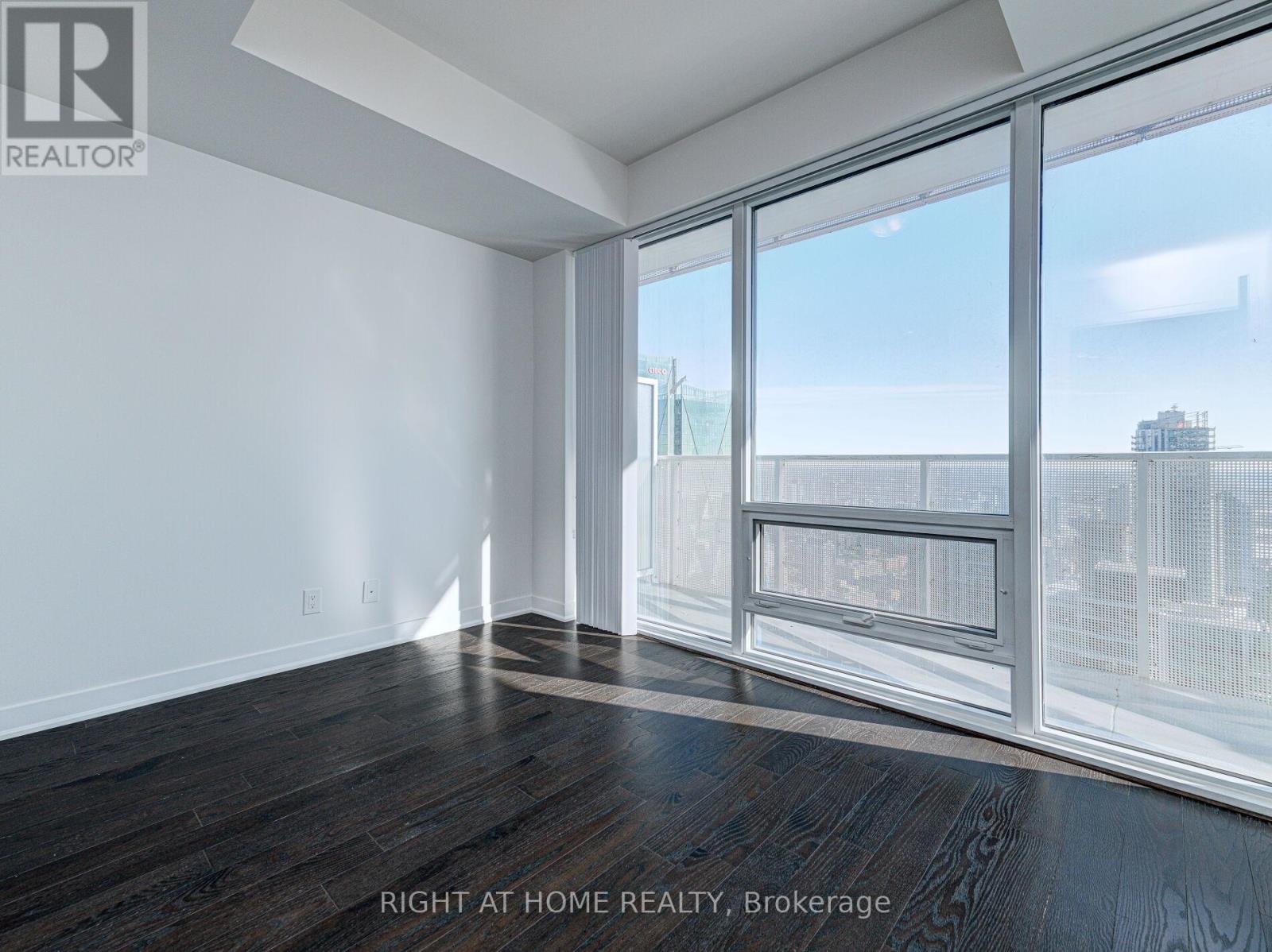 6306 - 88 Harbour Street, Toronto, Ontario  M5J 0C3 - Photo 22 - C12471009