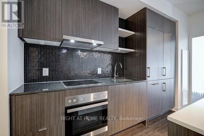 6306 - 88 Harbour Street, Toronto, Ontario  M5J 0C3 - Photo 25 - C12471009