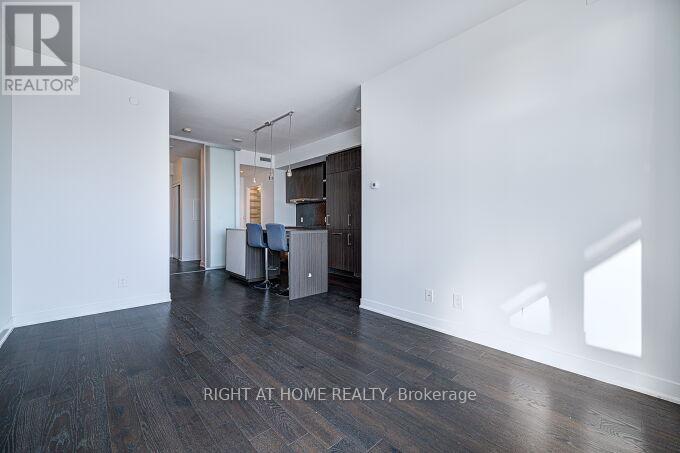 6306 - 88 Harbour Street, Toronto, Ontario  M5J 0C3 - Photo 27 - C12471009