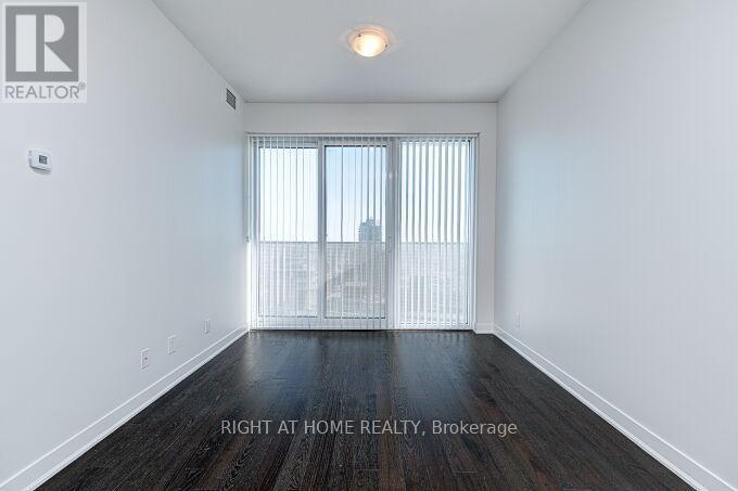 6306 - 88 Harbour Street, Toronto, Ontario  M5J 0C3 - Photo 28 - C12471009