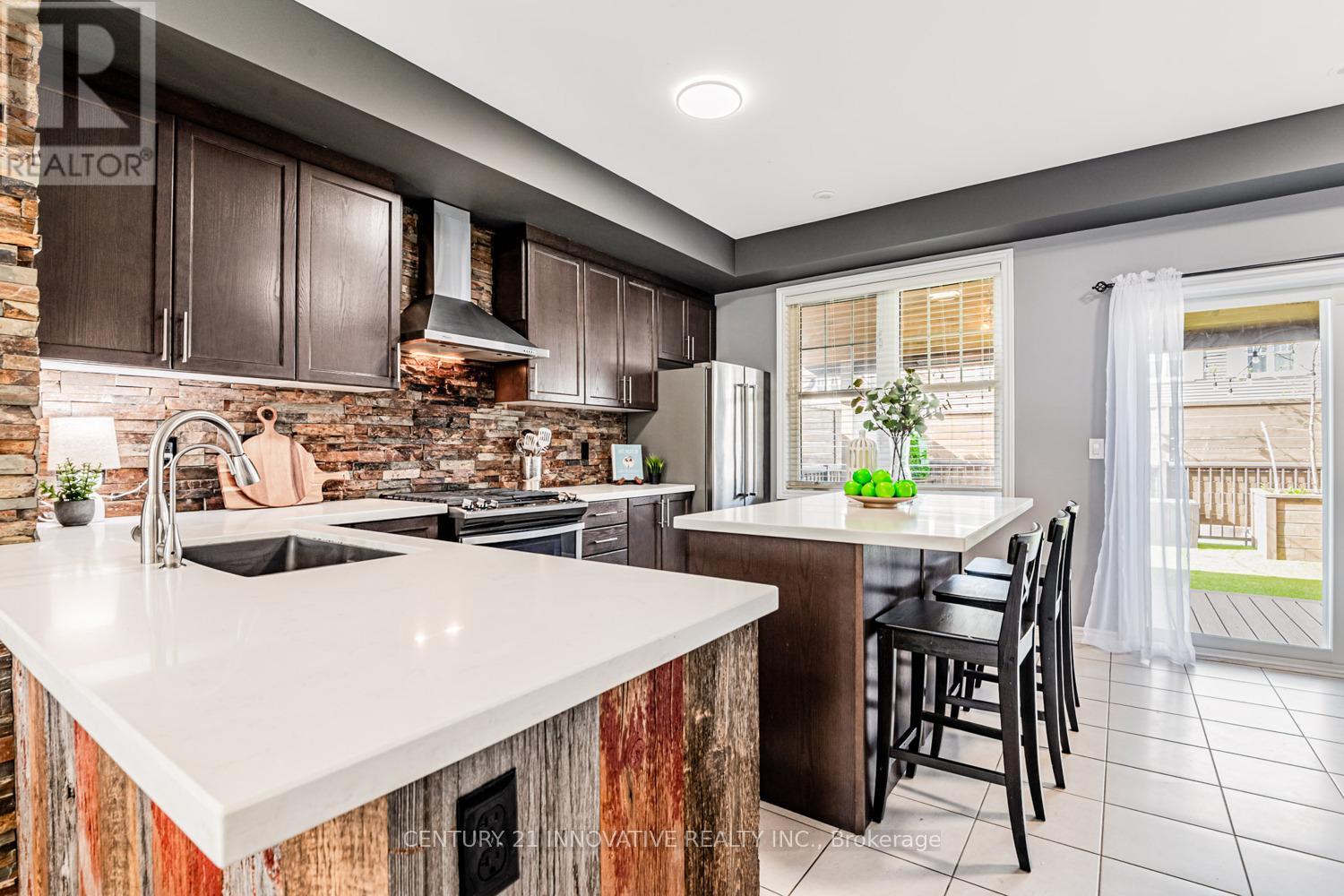95 Milt Storey Lane, Whitchurch-Stouffville, Ontario  L4A 1Y4 - Photo 13 - N12471008