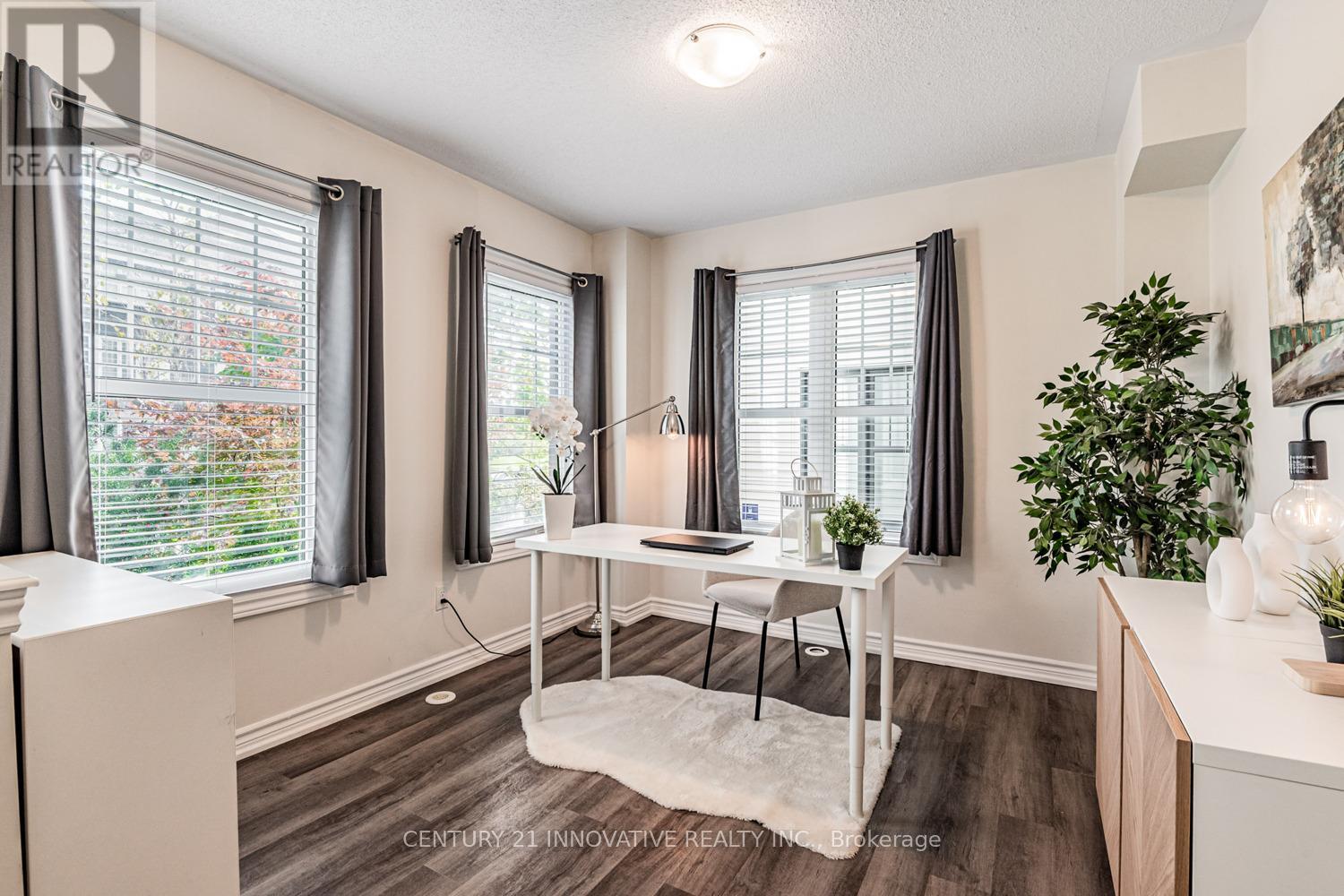 95 Milt Storey Lane, Whitchurch-Stouffville, Ontario  L4A 1Y4 - Photo 2 - N12471008