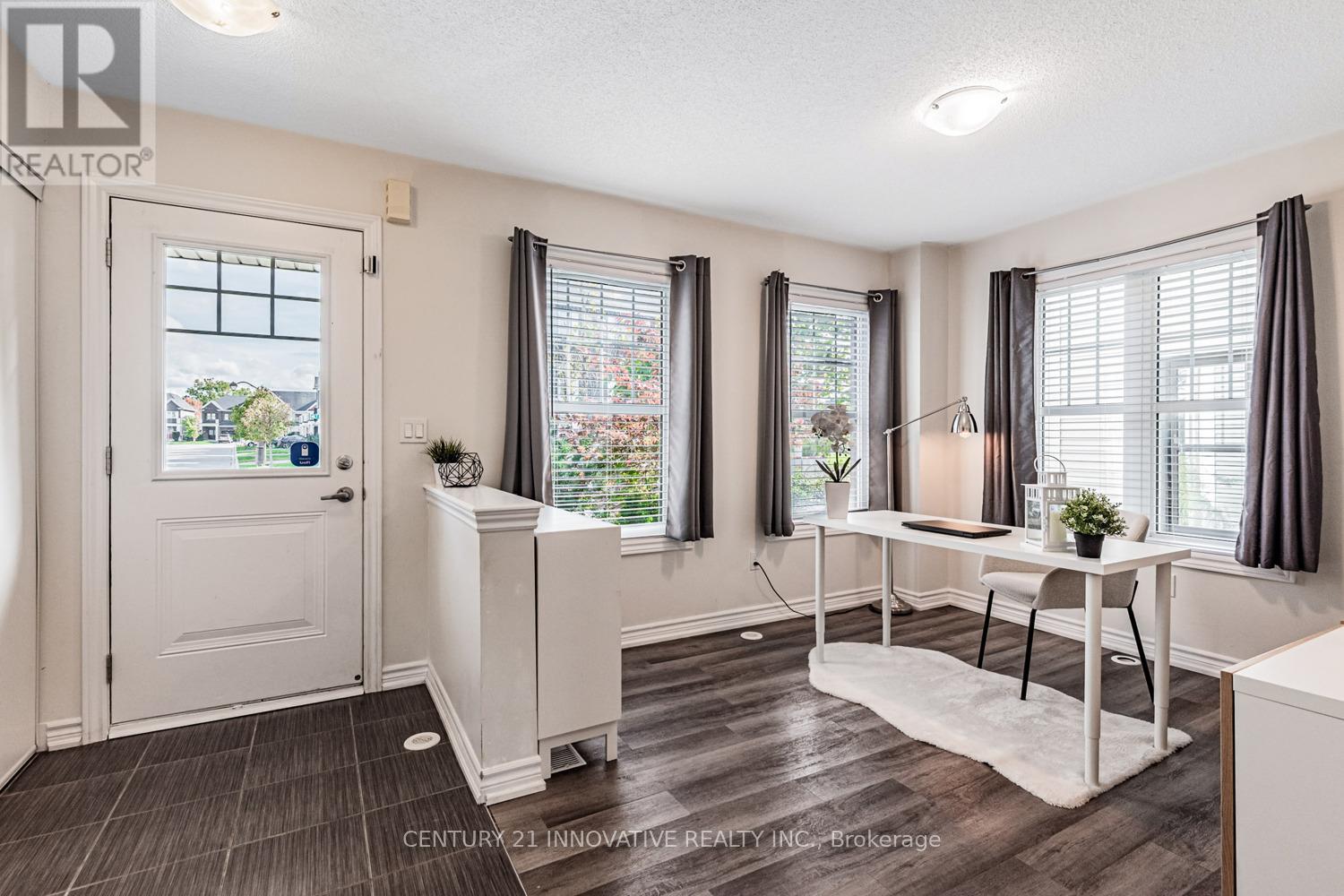 95 Milt Storey Lane, Whitchurch-Stouffville, Ontario  L4A 1Y4 - Photo 3 - N12471008