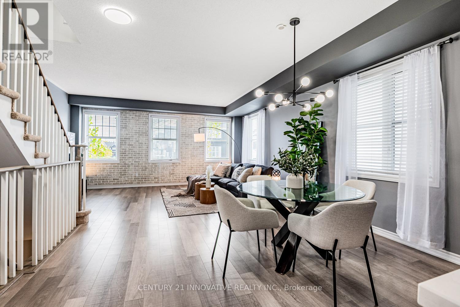95 Milt Storey Lane, Whitchurch-Stouffville, Ontario  L4A 1Y4 - Photo 4 - N12471008