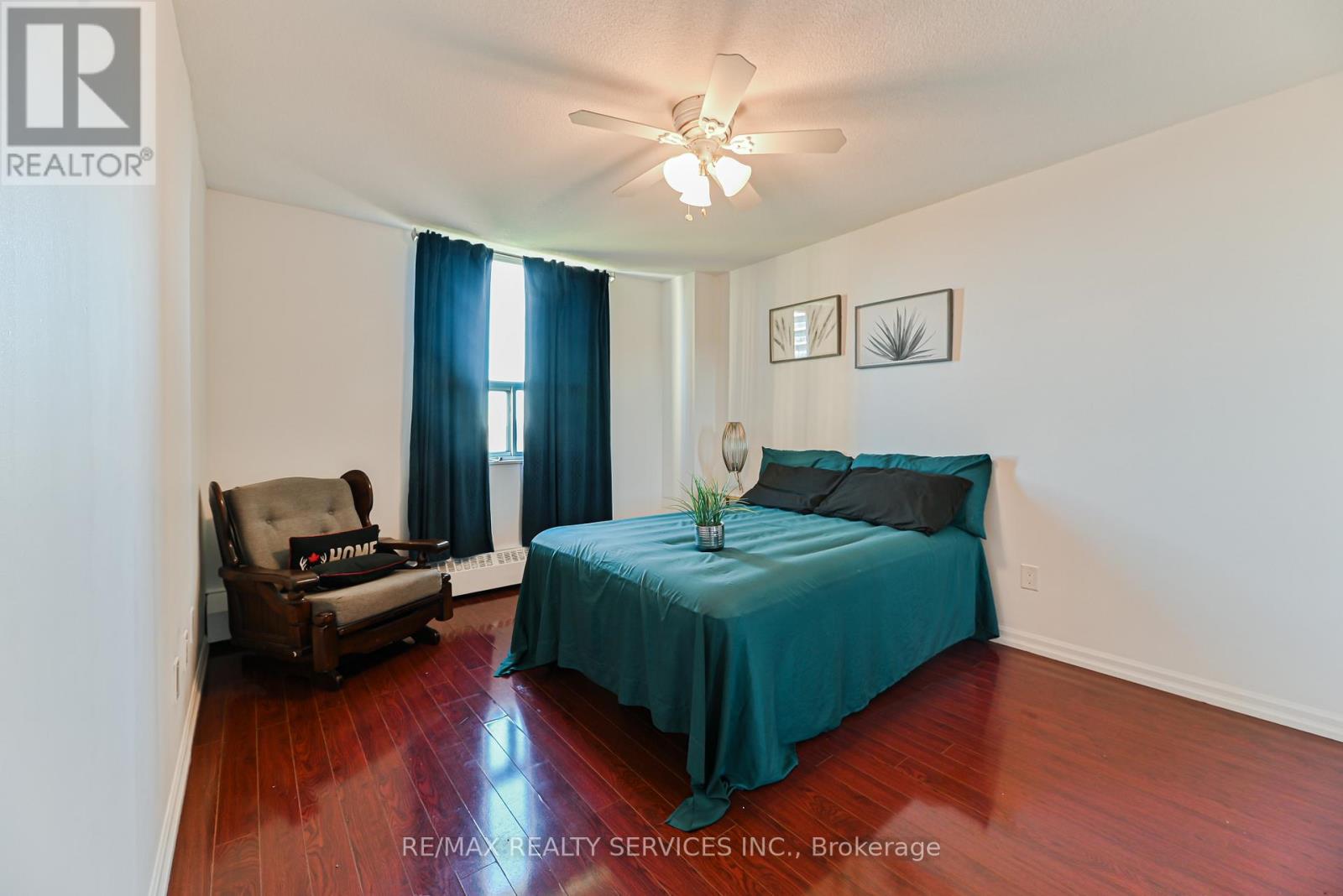 704 - 3390 Weston Road, Toronto, Ontario  M9M 2X3 - Photo 17 - W12471012
