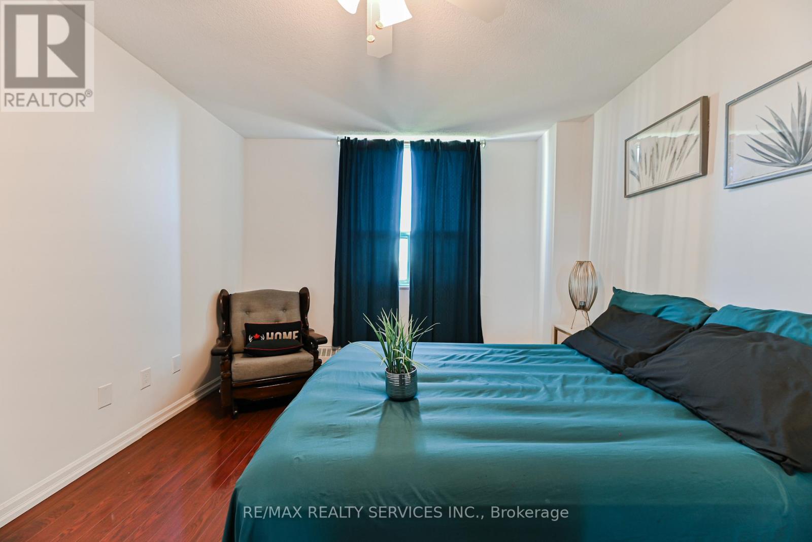 704 - 3390 Weston Road, Toronto, Ontario  M9M 2X3 - Photo 18 - W12471012