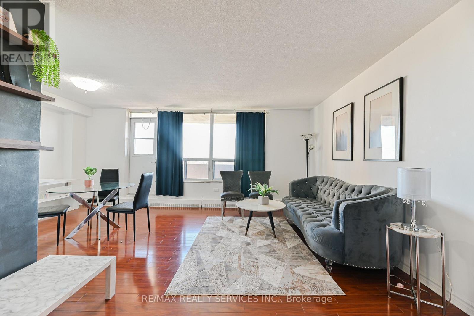 704 - 3390 Weston Road, Toronto, Ontario  M9M 2X3 - Photo 7 - W12471012