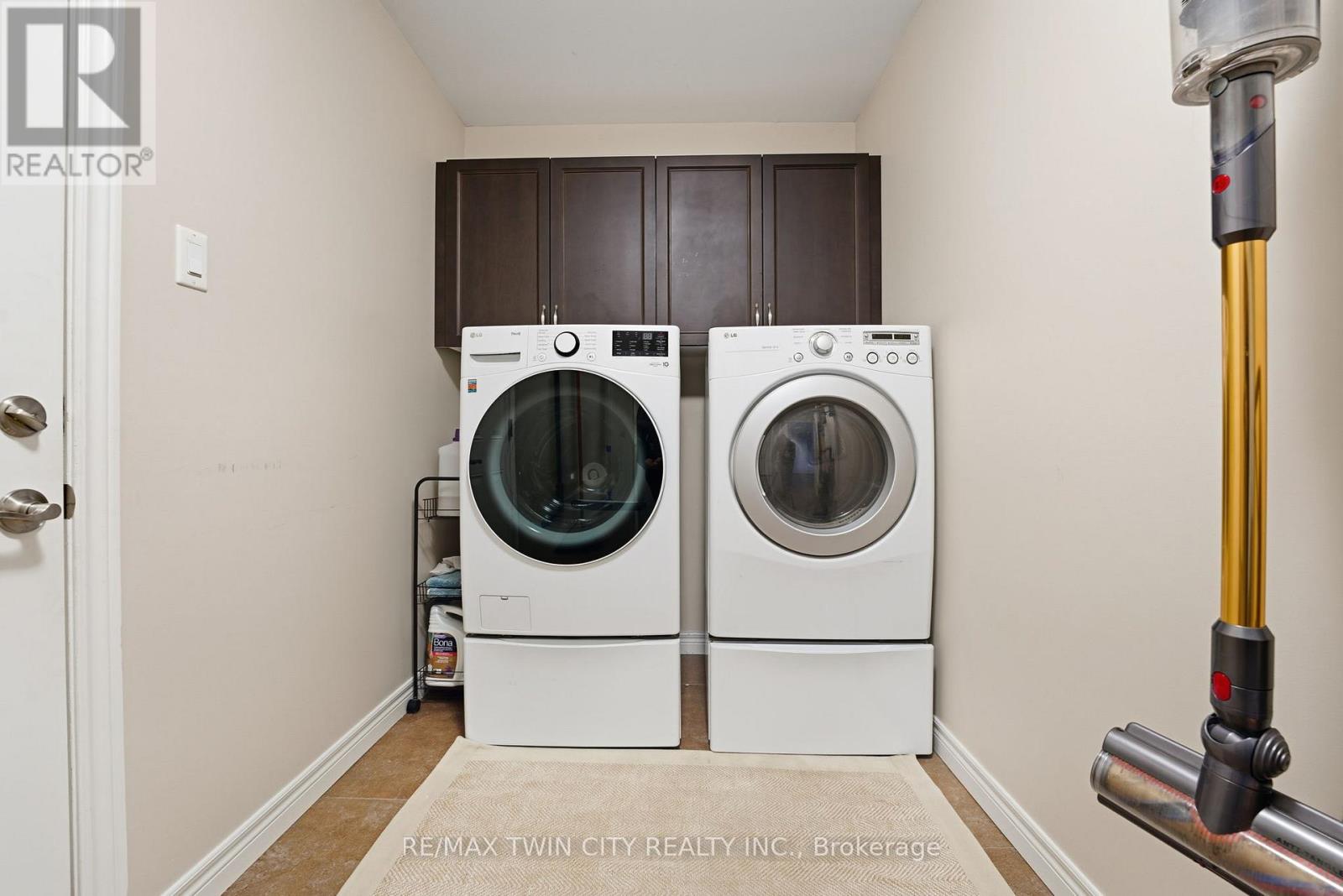 15 Yarington Drive, Brantford, Ontario  N3T 0G2 - Photo 13 - X12471005