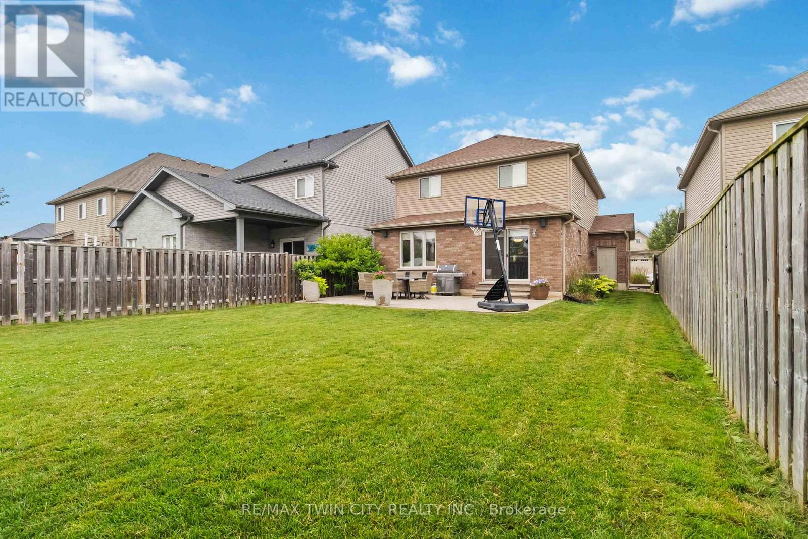 15 Yarington Drive, Brantford, Ontario  N3T 0G2 - Photo 28 - X12471005