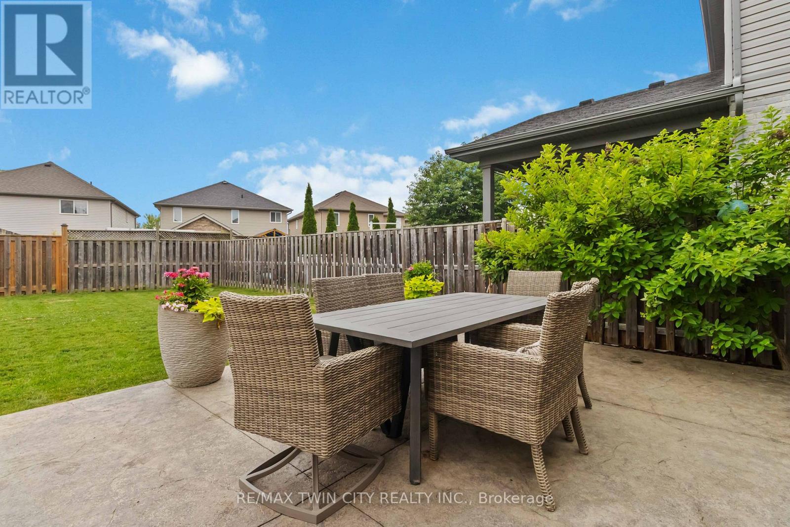 15 Yarington Drive, Brantford, Ontario  N3T 0G2 - Photo 31 - X12471005
