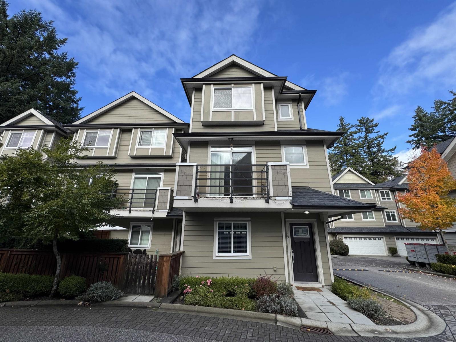 23 14285 64 Avenue, Surrey, British Columbia  V3W 1Z2 - Photo 1 - R3057021