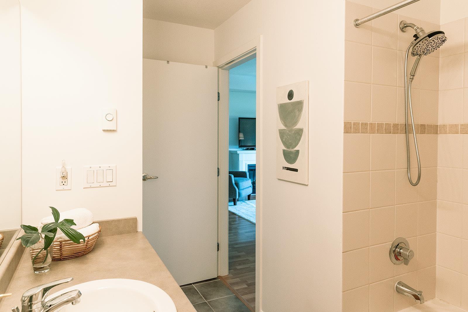 403 10088 148 Street, Surrey, British Columbia V3R 3M9 - Photo 25 - R3051388