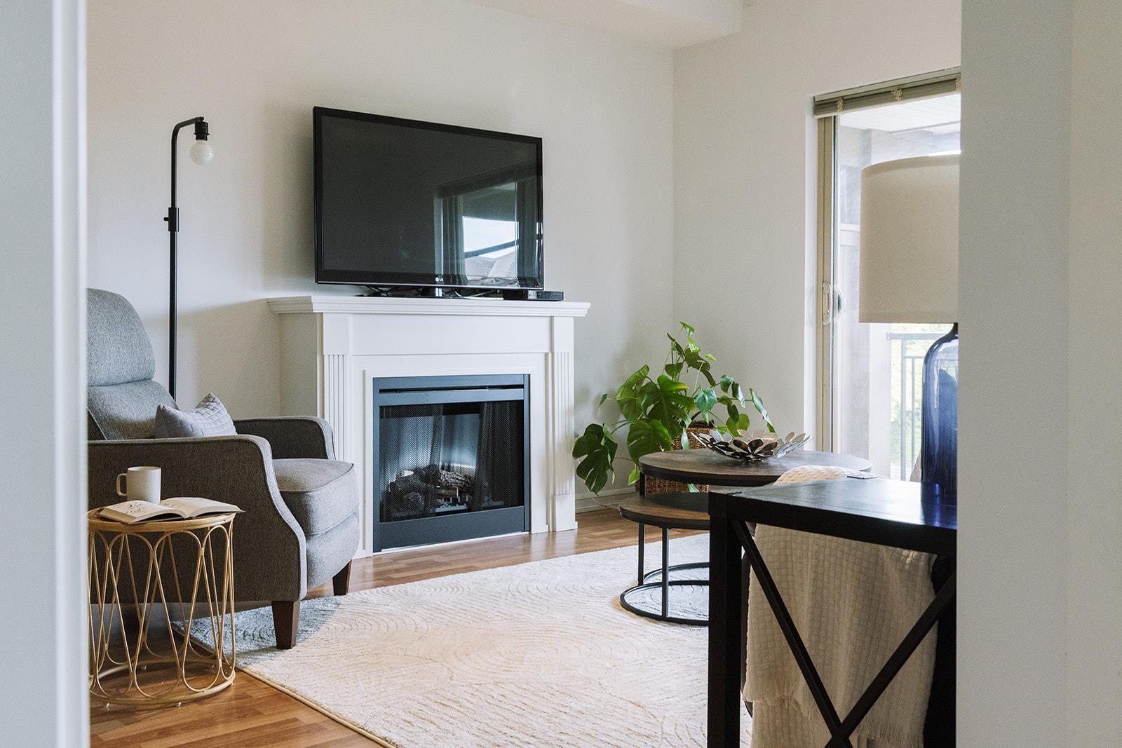 403 10088 148 Street, Surrey, British Columbia V3R 3M9 - Photo 5 - R3051388