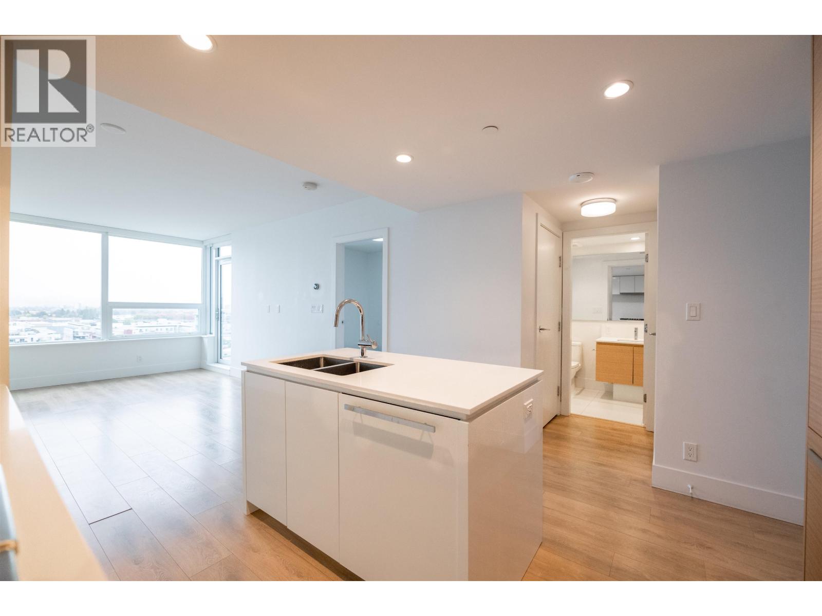1410 5508 Hollybridge Way, Richmond, British Columbia  V7C 0C7 - Photo 4 - R3059315