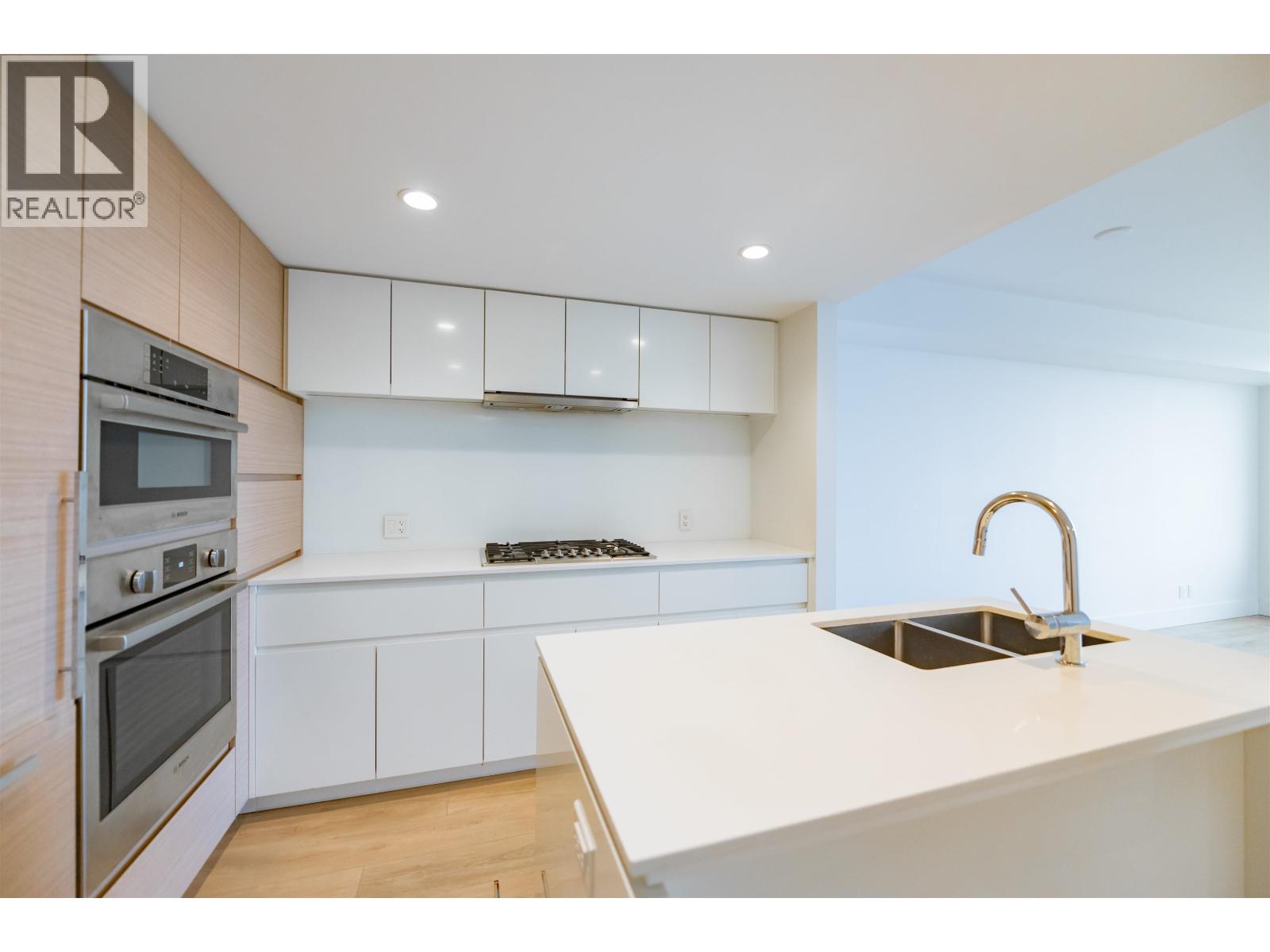 1410 5508 Hollybridge Way, Richmond, British Columbia  V7C 0C7 - Photo 5 - R3059315