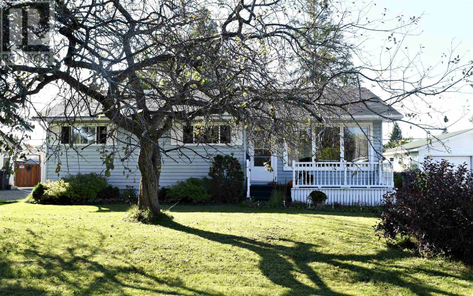 537 Placid Ave, Sault Ste Marie, Ontario  P6B 3M4 - Photo 1 - SM252818