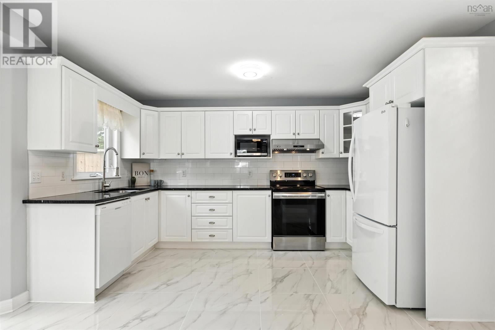 9 Roxbury Crescent, Halifax, Nova Scotia  B3M 4S9 - Photo 15 - 202519499