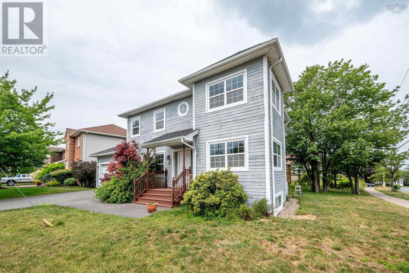 9 Roxbury Crescent, Halifax, Nova Scotia  B3M 4S9 - Photo 3 - 202519499