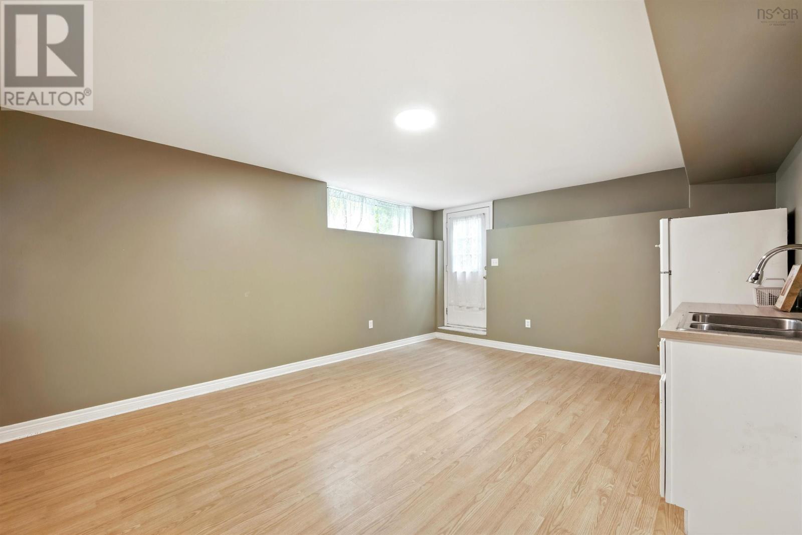 9 Roxbury Crescent, Halifax, Nova Scotia  B3M 4S9 - Photo 38 - 202519499