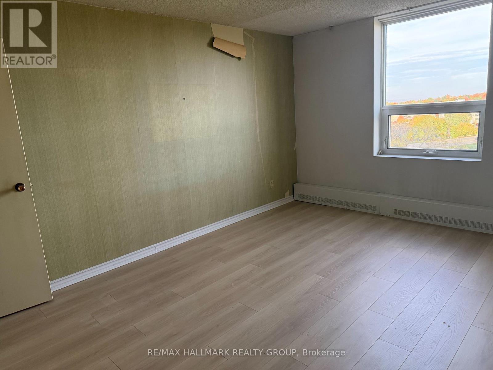 1007 - 665 Bathgate Drive, Ottawa, Ontario  K1K 3Y4 - Photo 10 - X12450653