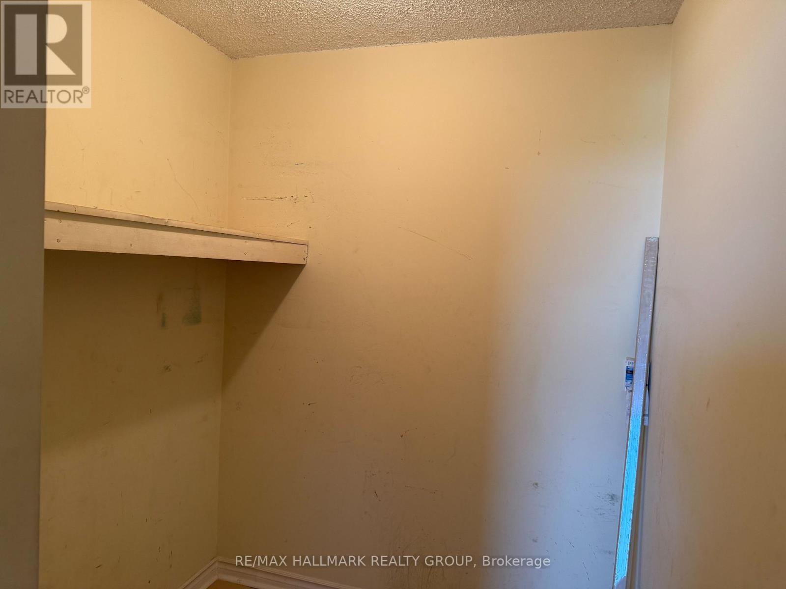 1007 - 665 Bathgate Drive, Ottawa, Ontario  K1K 3Y4 - Photo 11 - X12450653