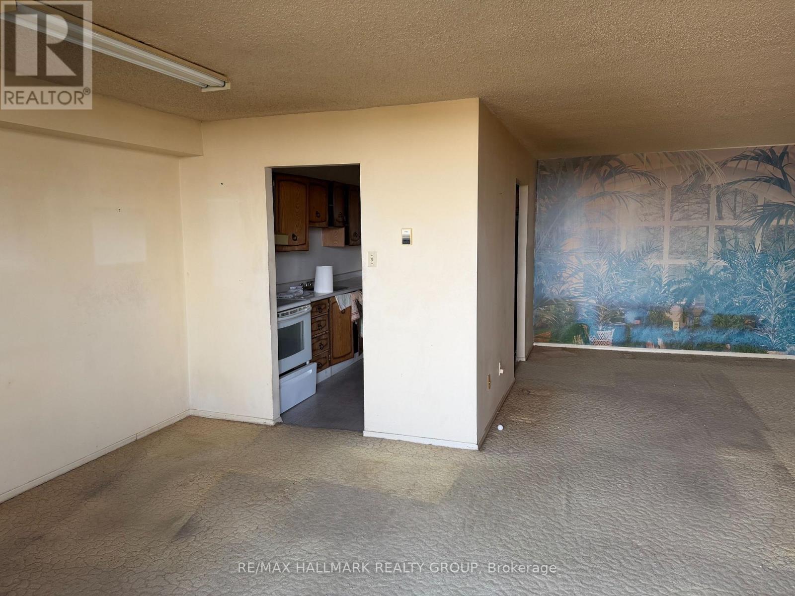 1007 - 665 Bathgate Drive, Ottawa, Ontario  K1K 3Y4 - Photo 5 - X12450653