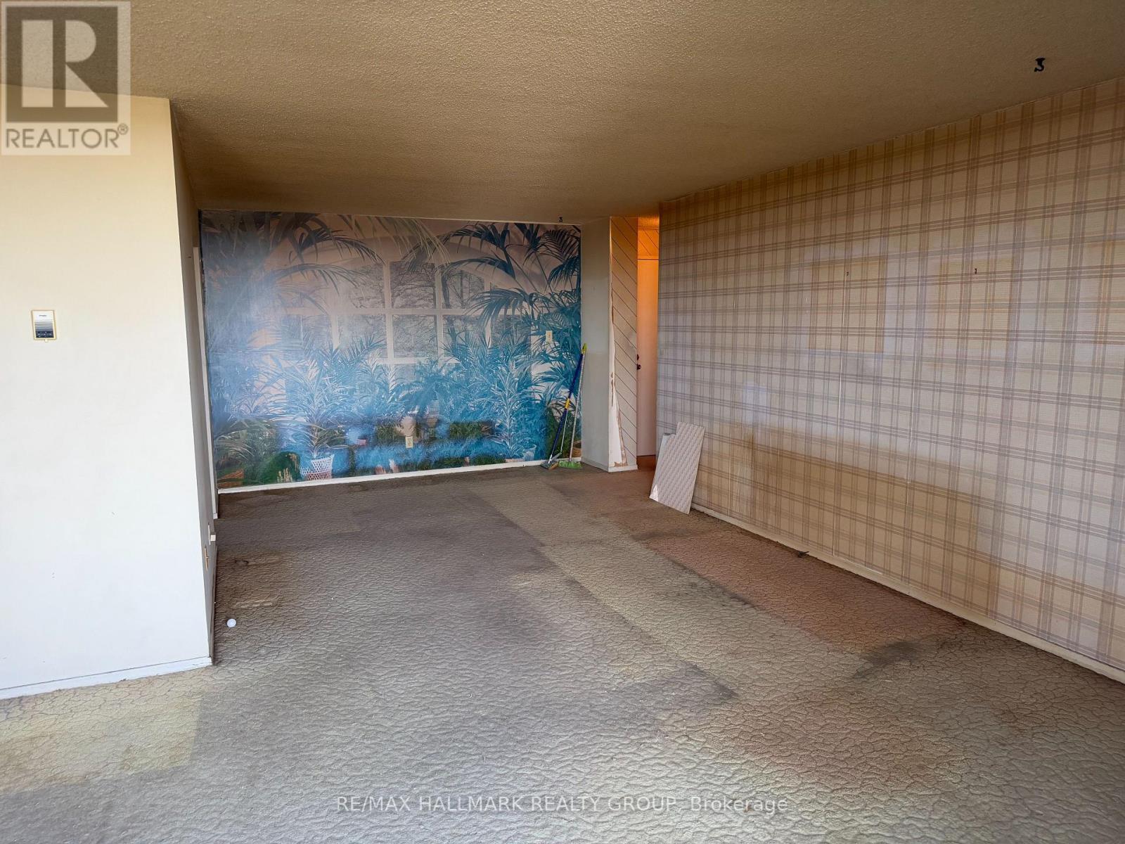 1007 - 665 Bathgate Drive, Ottawa, Ontario  K1K 3Y4 - Photo 4 - X12450653