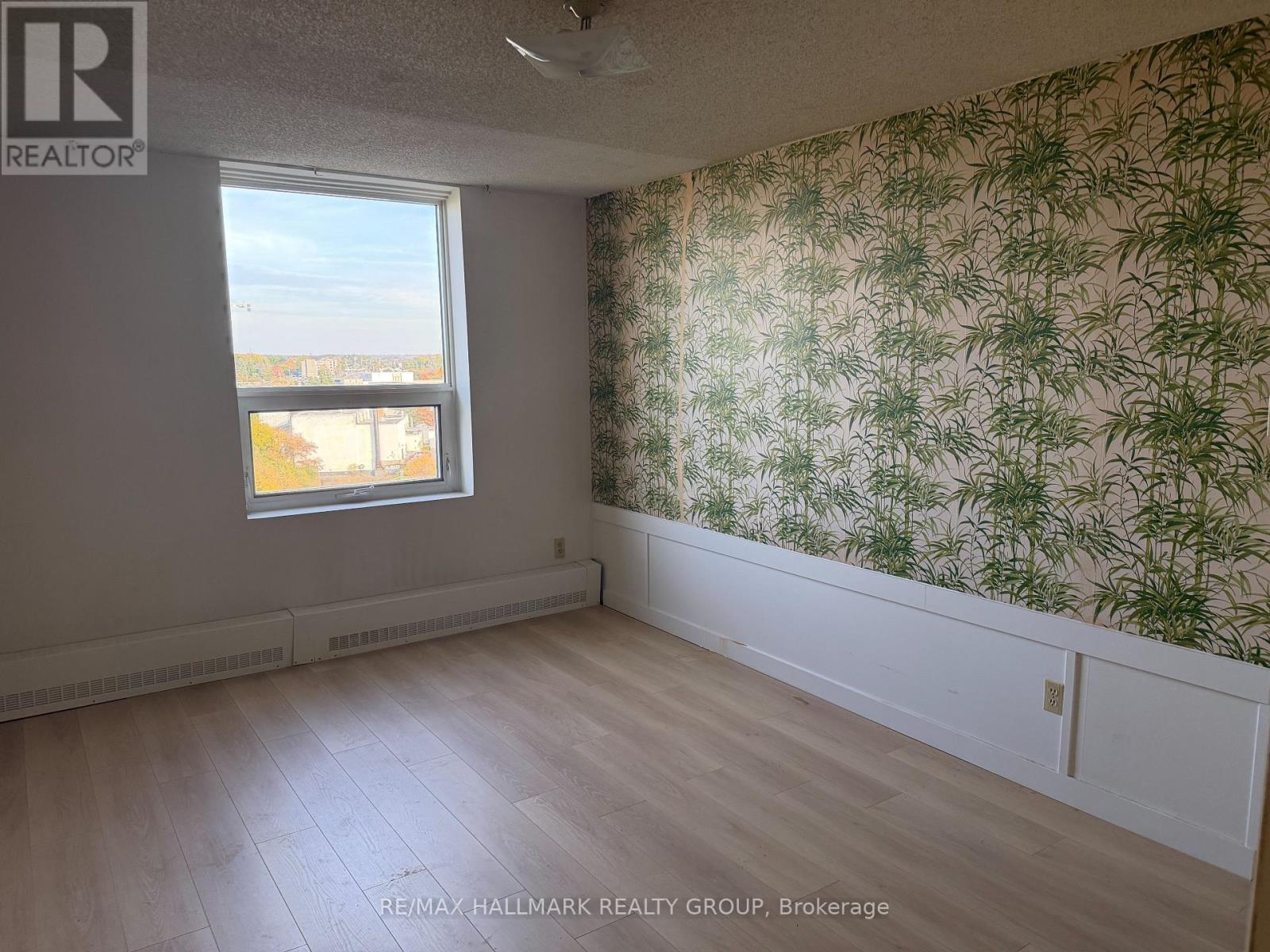 1007 - 665 Bathgate Drive, Ottawa, Ontario  K1K 3Y4 - Photo 12 - X12450653